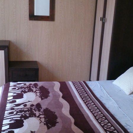 Madamme Curie Apartment Torrevieja Buitenkant foto