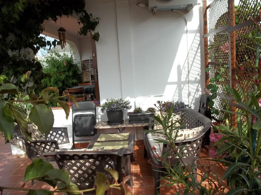 Madamme Curie Apartment Torrevieja Buitenkant foto