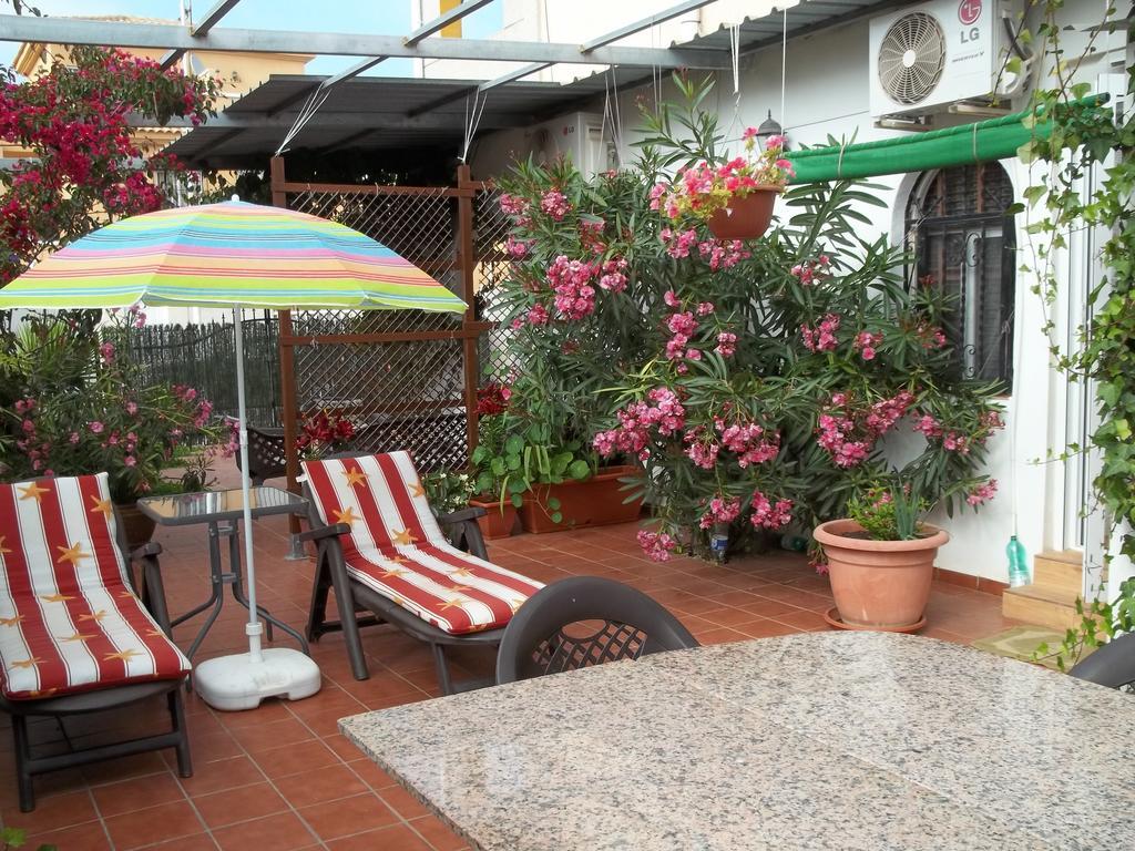 Madamme Curie Apartment Torrevieja Buitenkant foto
