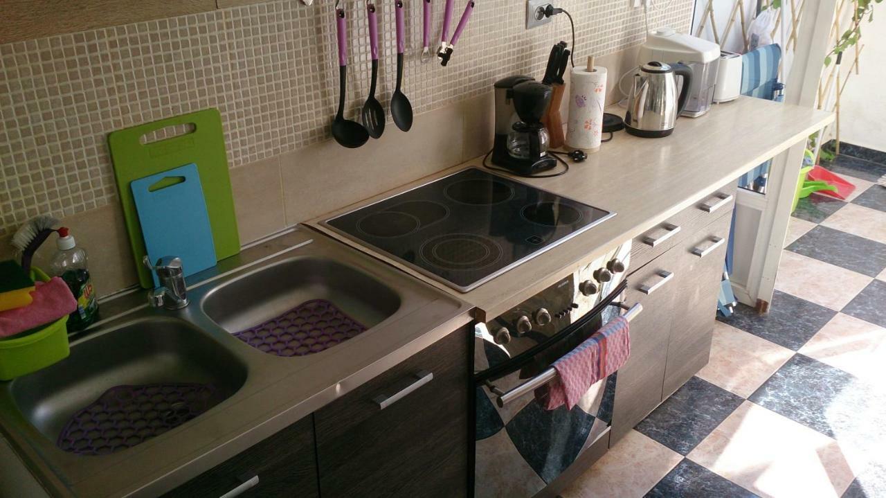 Madamme Curie Apartment Torrevieja Buitenkant foto